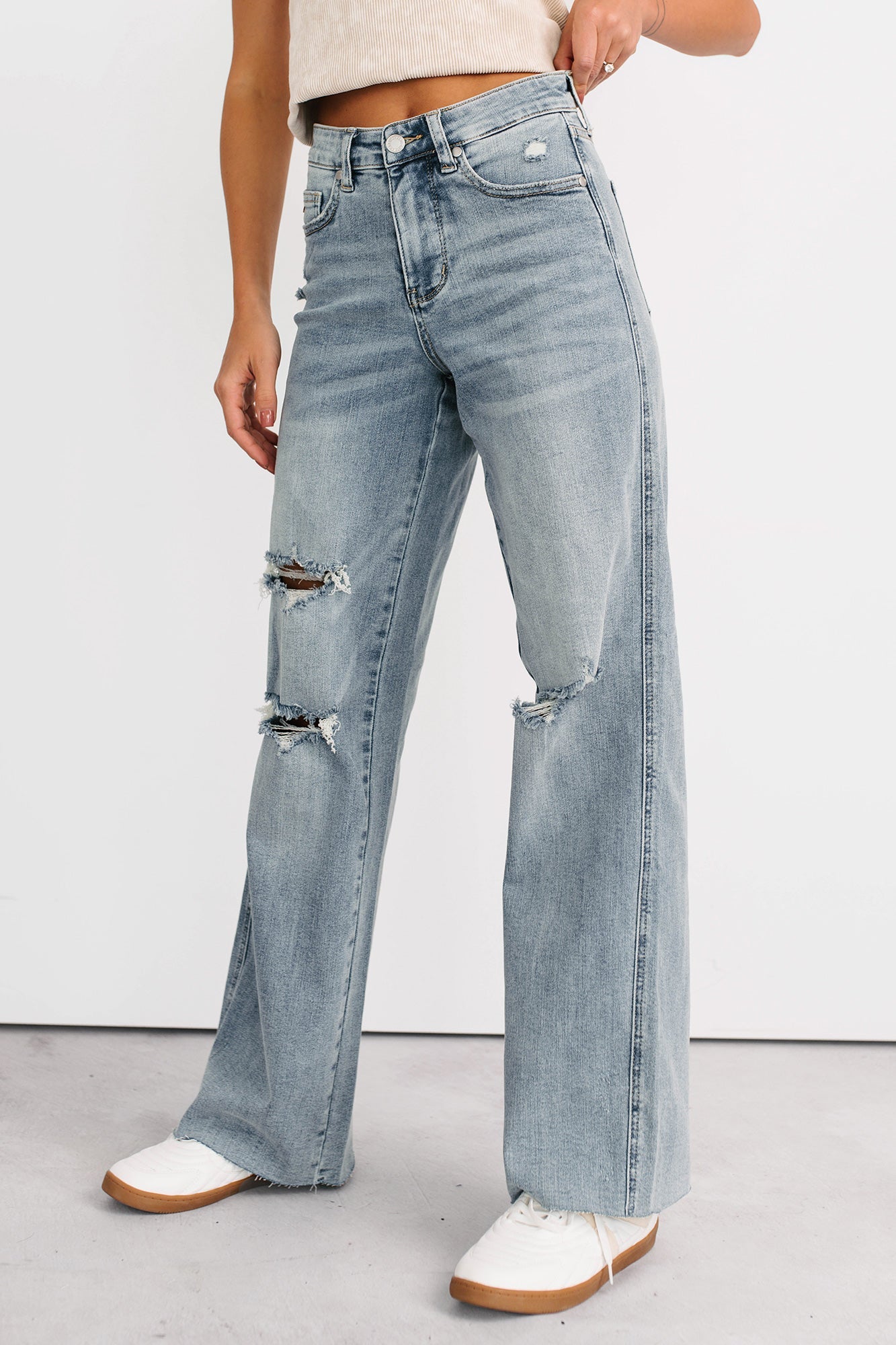 Romero Mid Rise Ripped Judy Blue Wide Leg Jeans (Light)